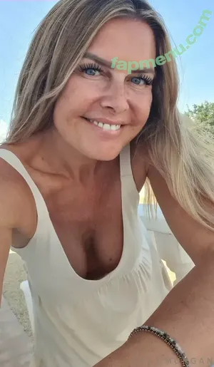 calymorgan / caly.morgan7 nude photo #0428