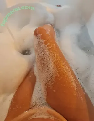 calymorgan / caly.morgan7 nude photo #0431