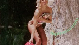 Cameron Diaz / camerondiaz nude photo #0082