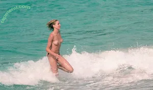Cameron Diaz / camerondiaz nude photo #0112