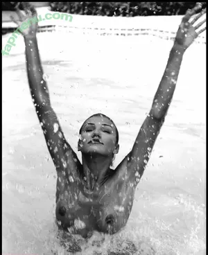 Cameron Diaz / camerondiaz nude photo #0714