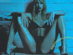  nude photo #0005