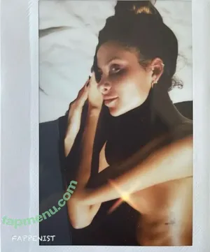  nude photo #0005
