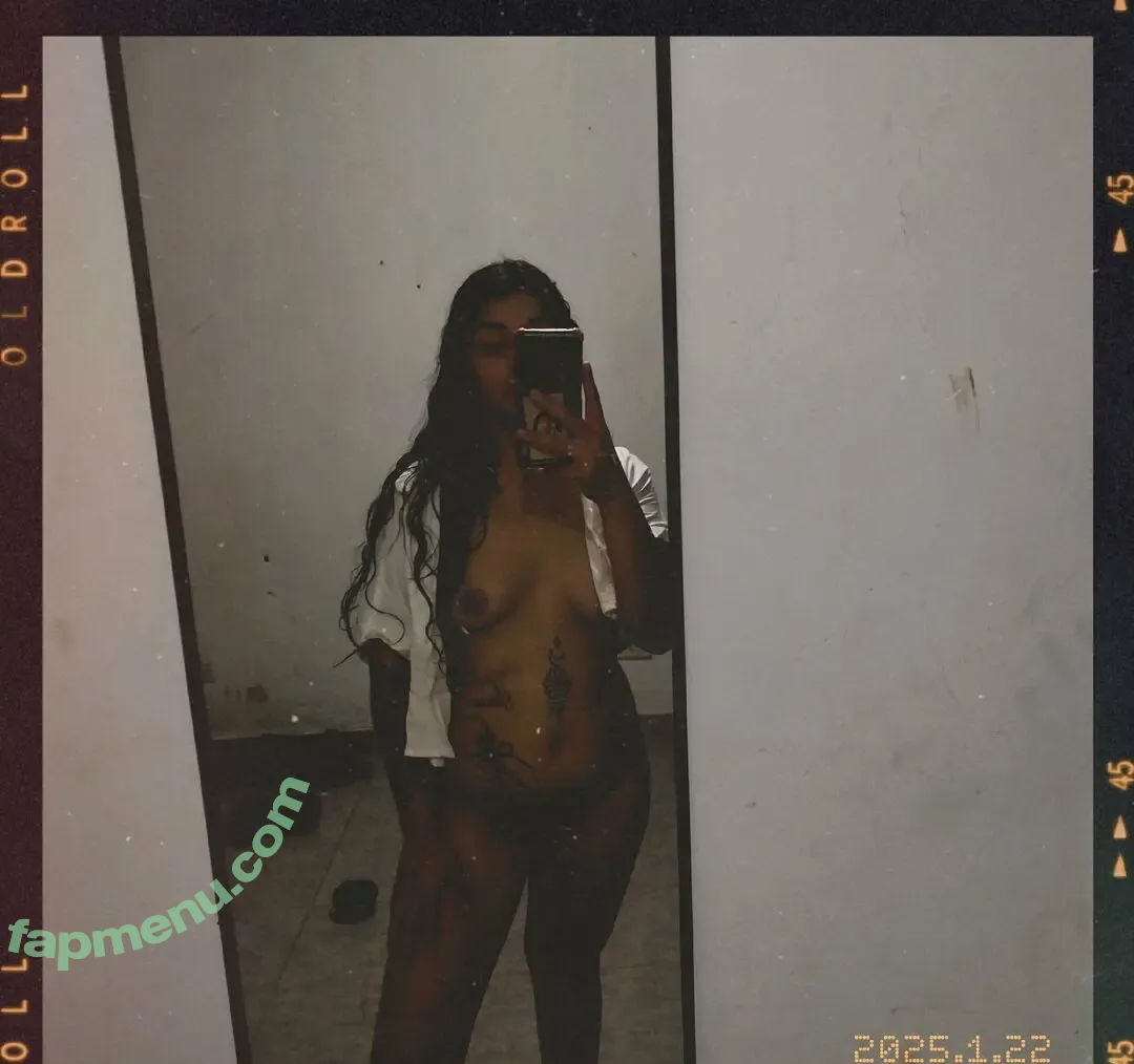 Camii Noriega nude photo #0021 (momormore / mormore12_)