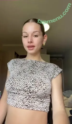  nude photo #0005