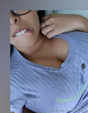 camiilula / camiilulagalvan nude photo #0004