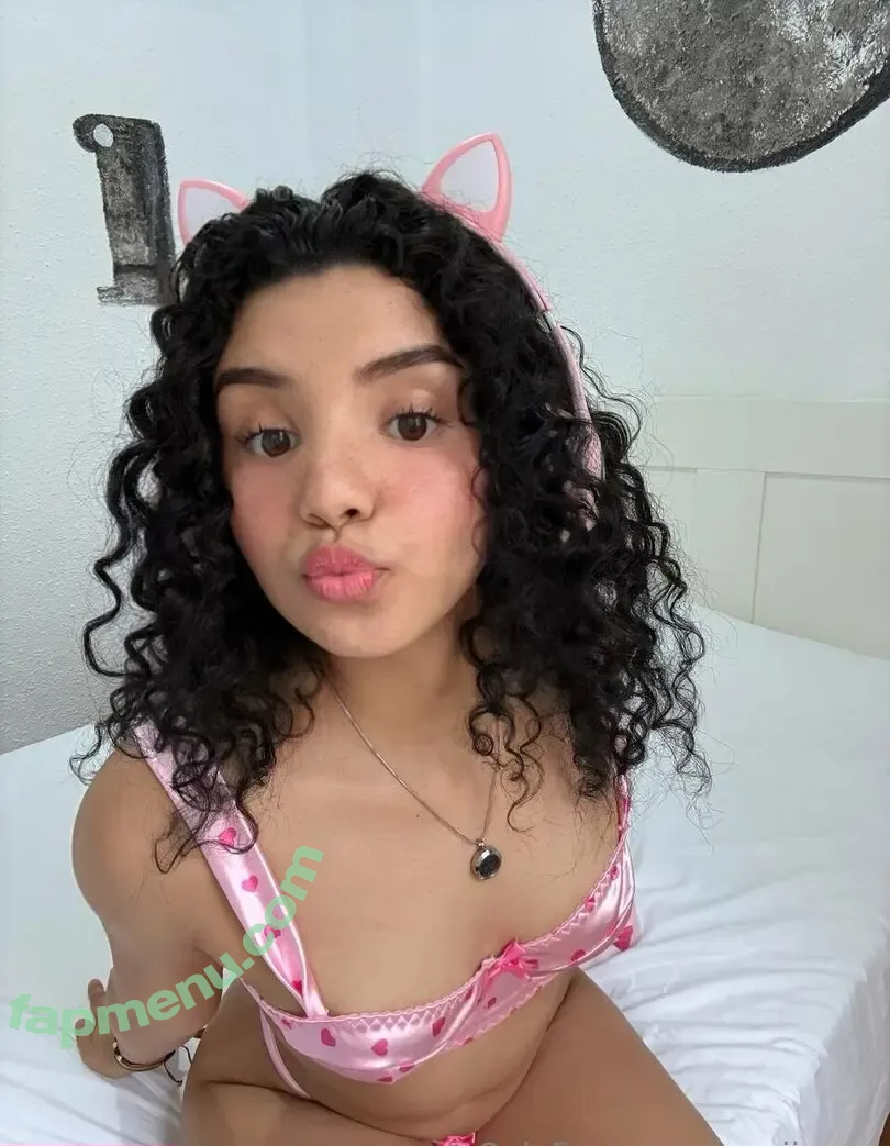 camiioooo nude photo #0001 (camiioo)