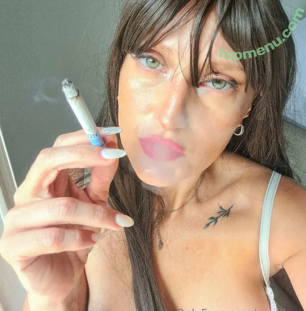 camilem nude photo #0021 (camillelambb)