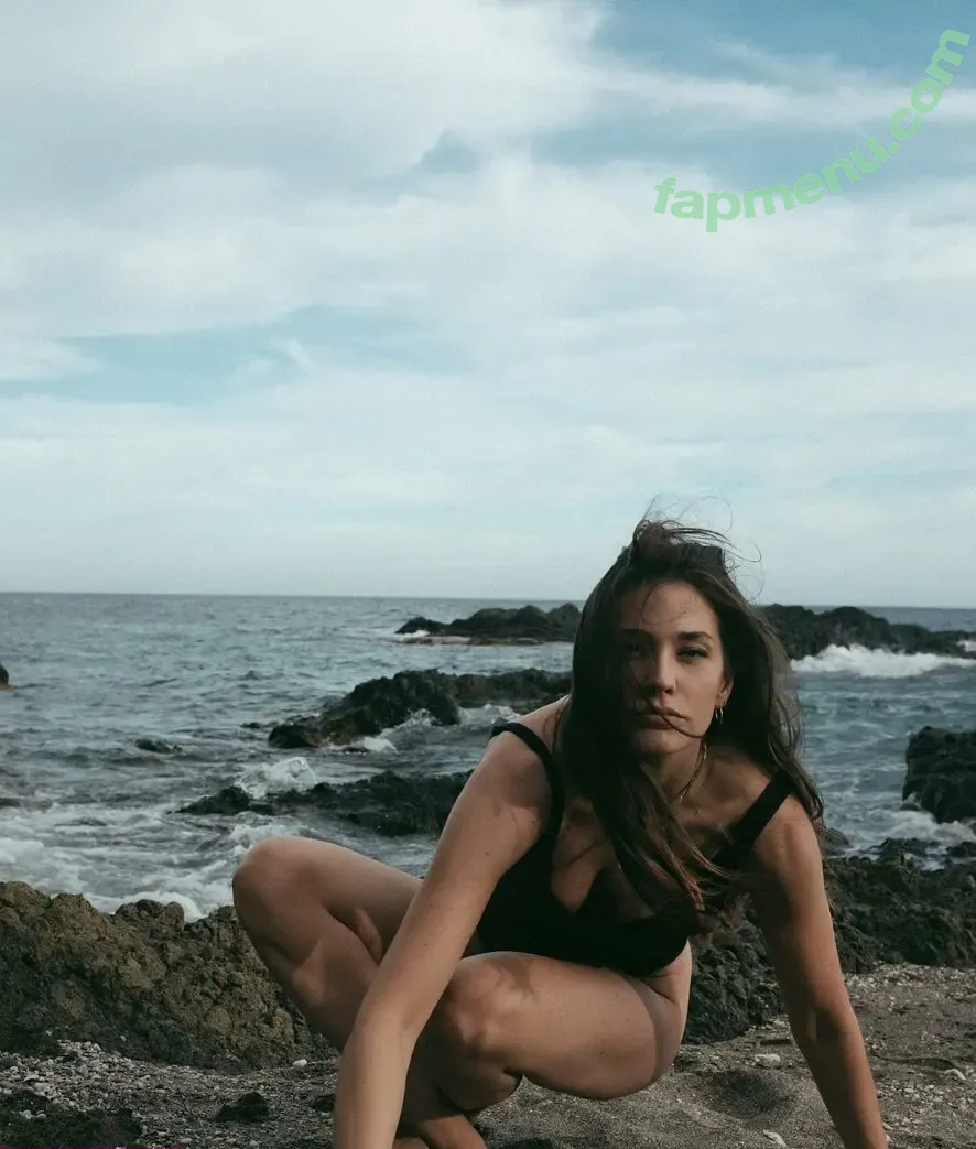 Camille Dugast nude photo #0007 (camilledugast)