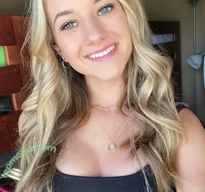 Camille Krzyston / camillekrzyston / milllyybabyy nude photo #0023