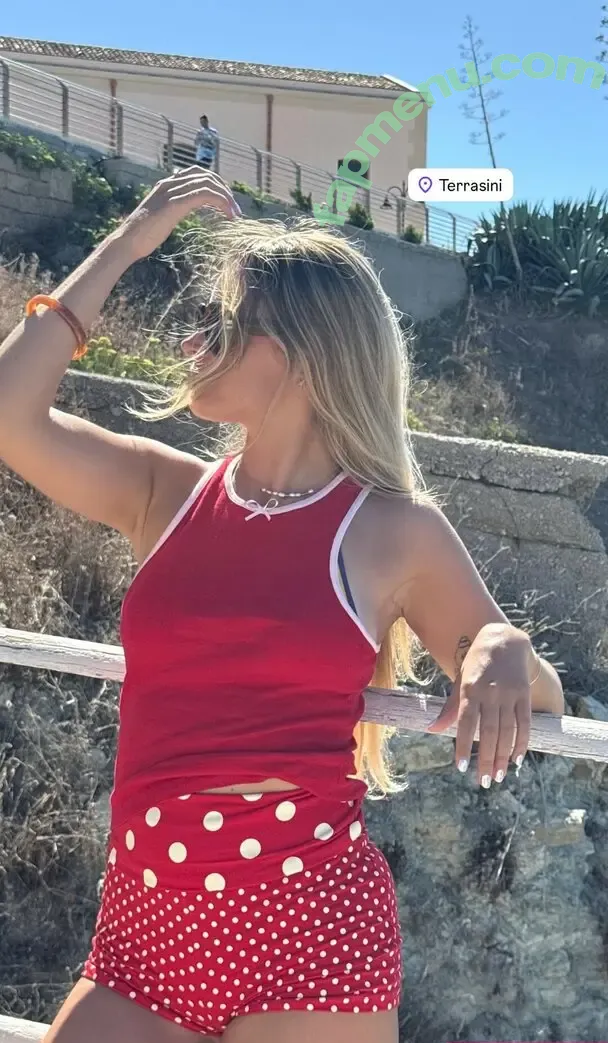 Camille LV nude photo #0194 (CamilleLvqu / camille_lvqu)