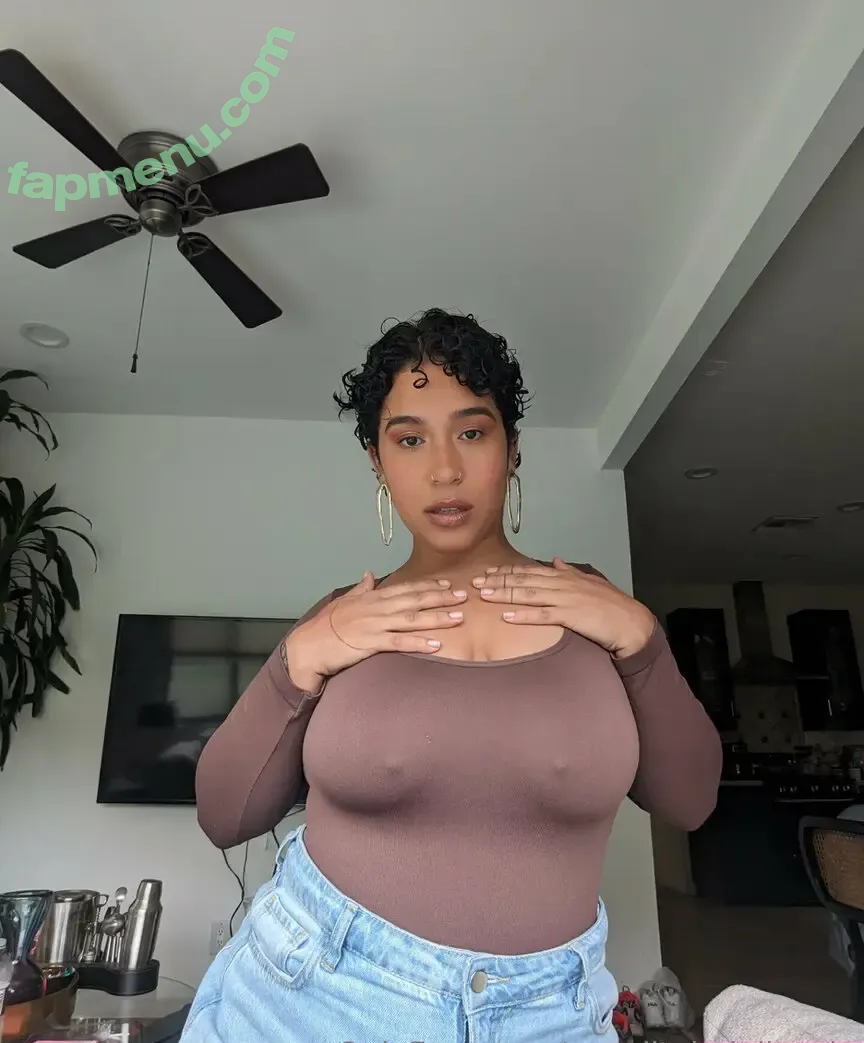 canelitaladelbarrio nude photo #0009 (canelitaladelbarrio)