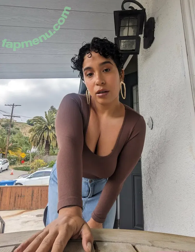 canelitaladelbarrio nude photo #0012 (canelitaladelbarrio)