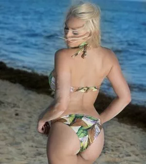 Cara Luby / Kara Kroft / cara.luby / karakroftvip nude photo #0015
