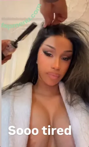 Cardi B / iamcardib nude photo #1132