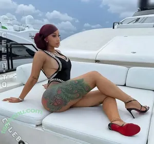 Cardi B / iamcardib nude photo #1138