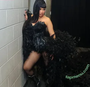 Cardi B / iamcardib nude photo #1144