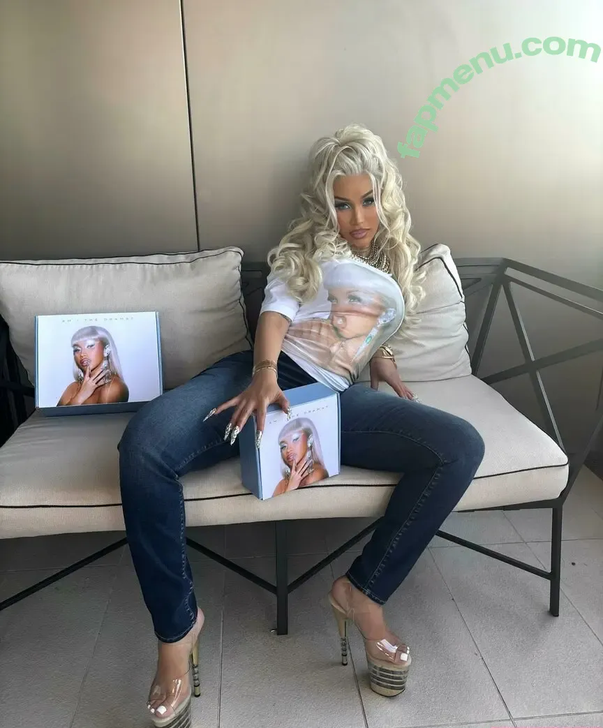 Cardi B nude photo #1154 (iamcardib)