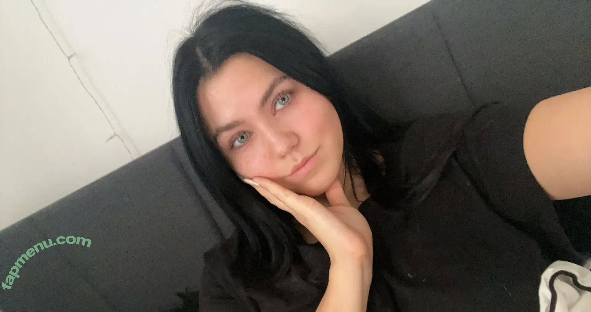 carinacute nude photo #0006 (karinacute02)