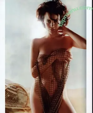 Carla Gugino / carlagugino nude photo #0226