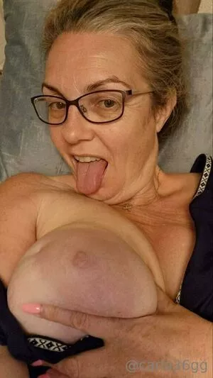 carla36gg / carla.anngg nude photo #1227