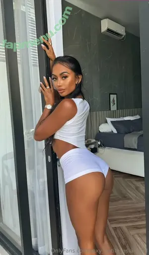carlitafilipina / carlafilipina nude photo #0003