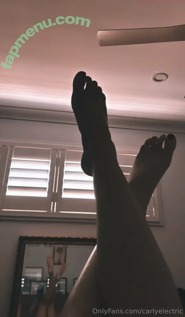carlyelectric nude photo #0018 (carlyelectric)