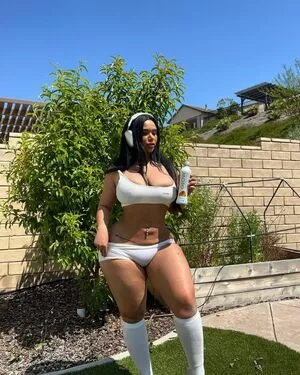 Carmela Habibi / carmelahabibi / carmellaxo / littlemisslibrarian nude photo #0058
