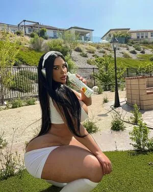 Carmela Habibi / carmelahabibi / carmellaxo / littlemisslibrarian nude photo #0064