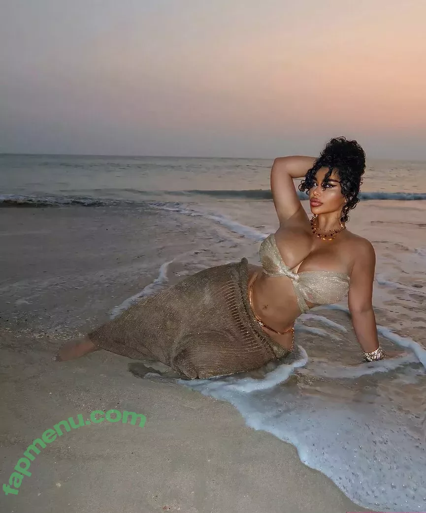 Carmela Habibi nude photo #0037 (carmelahabibi / carmellaxo / littlemisslibrarian)