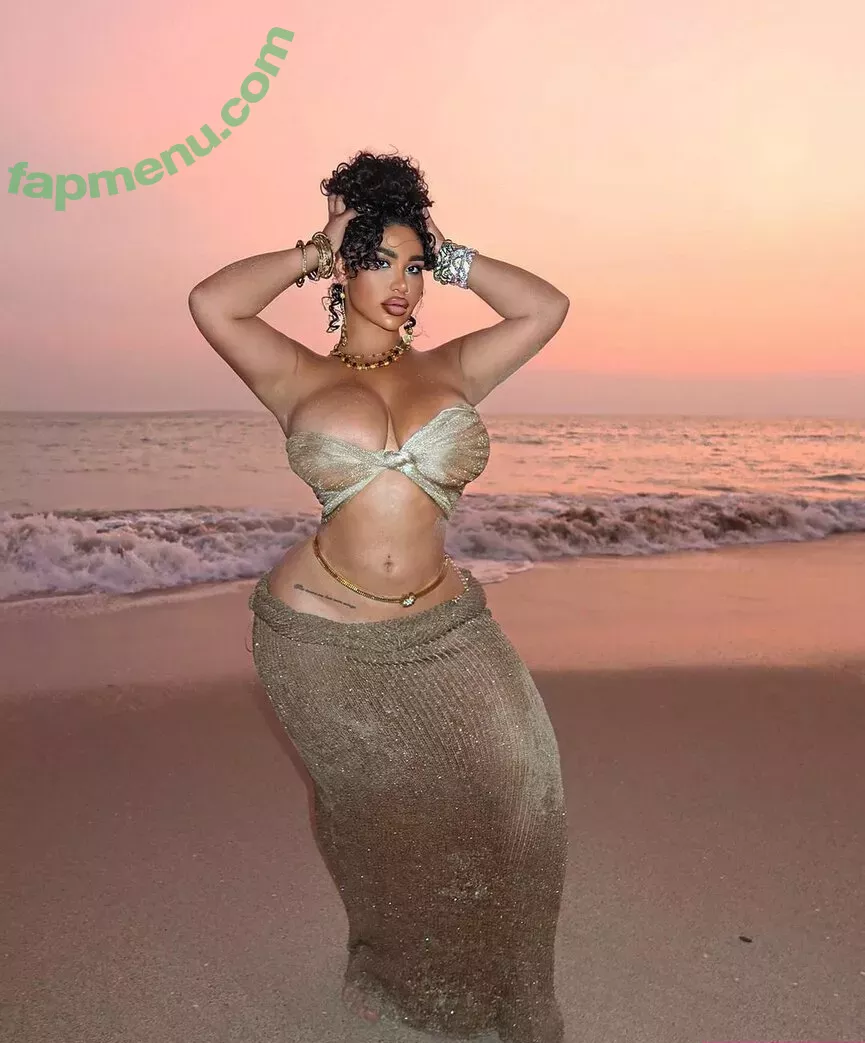 Carmela Habibi nude photo #0039 (carmelahabibi / carmellaxo / littlemisslibrarian)