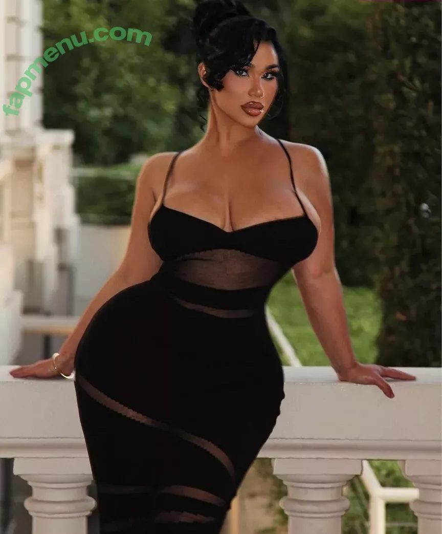 Carmela Habibi nude photo #0068 (carmelahabibi / carmellaxo / littlemisslibrarian)