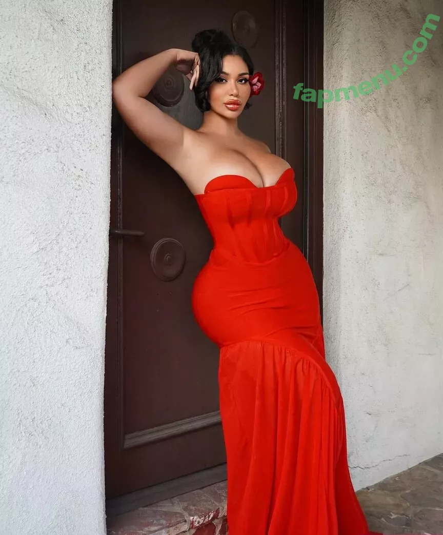 Carmela Habibi nude photo #0070 (carmelahabibi / carmellaxo / littlemisslibrarian)