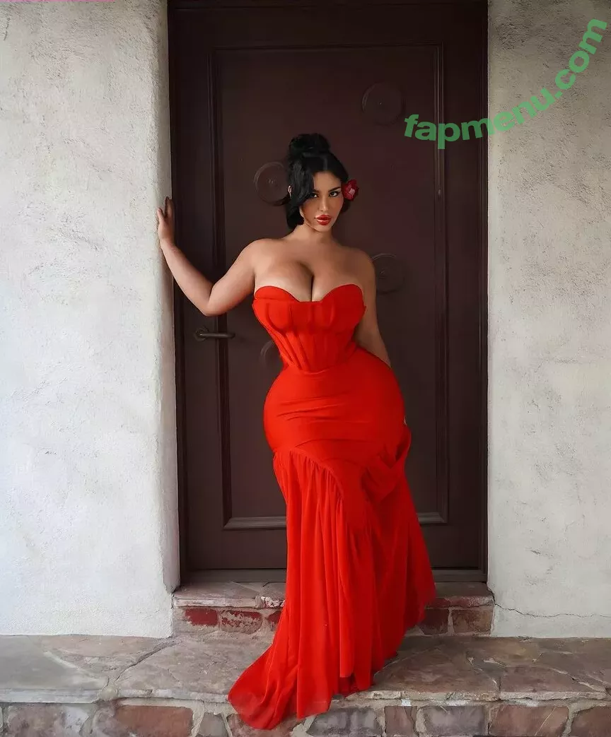 Carmela Habibi nude photo #0071 (carmelahabibi / carmellaxo / littlemisslibrarian)