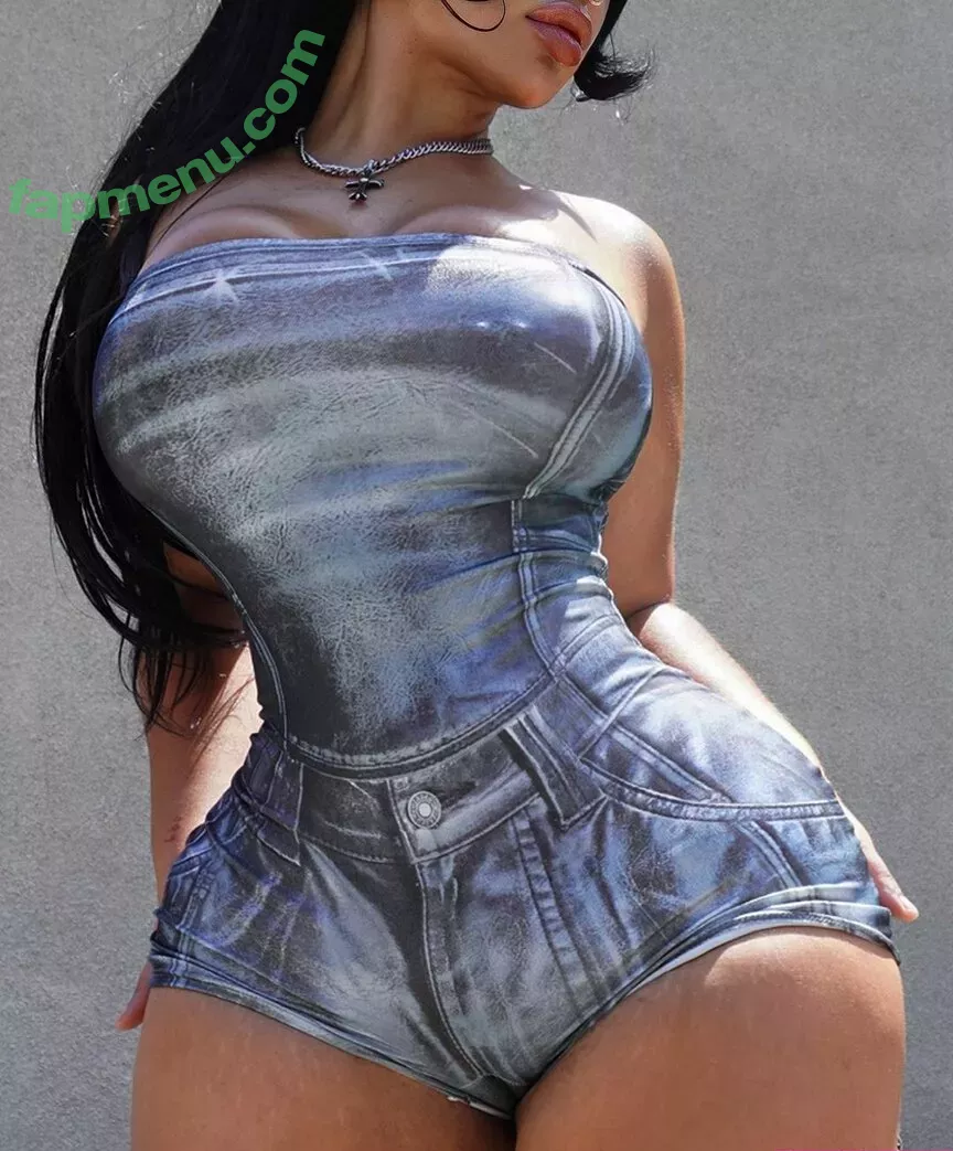 Carmela Habibi nude photo #0074 (carmelahabibi / carmellaxo / littlemisslibrarian)