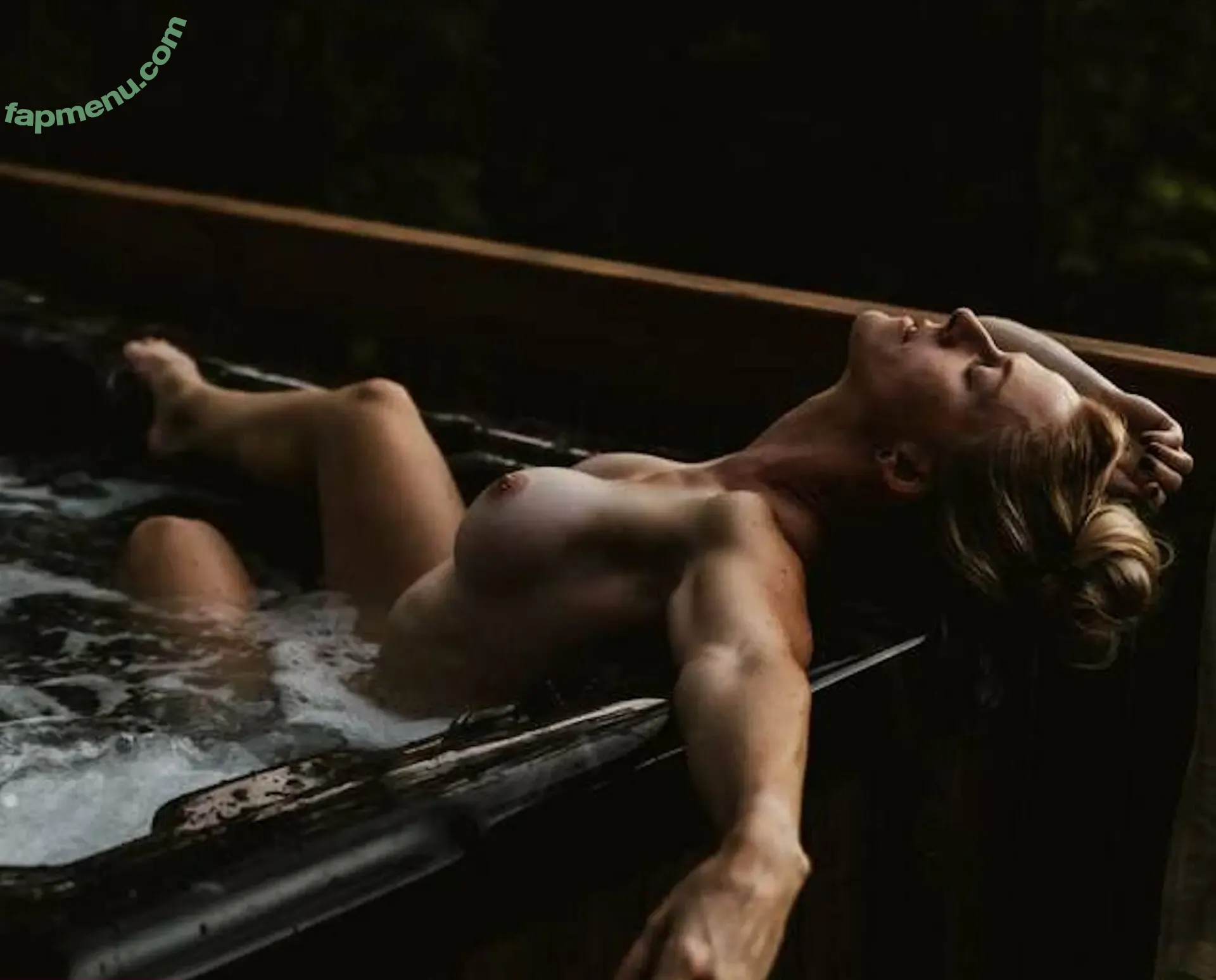 Carmilla Vess nude photo #0003 (Carmilla Vess)