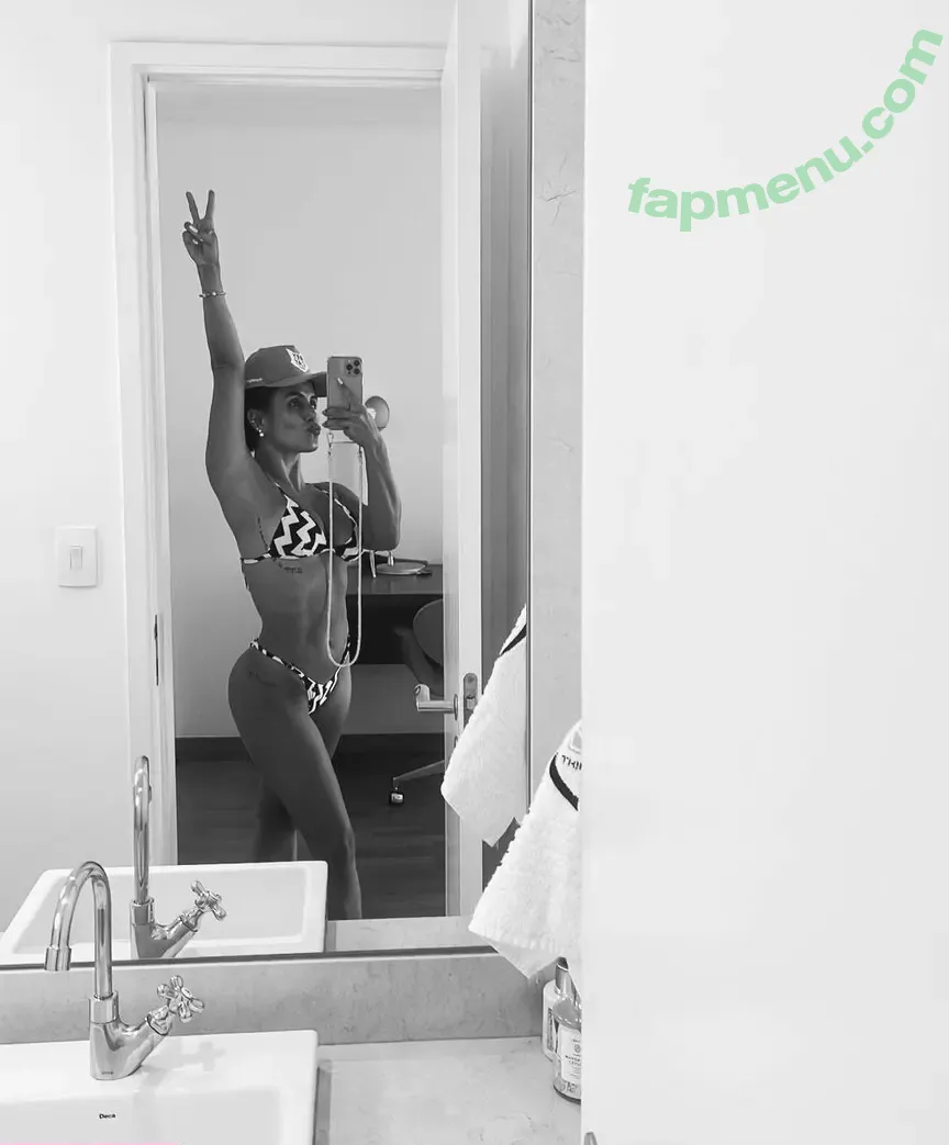 Carol Peixinho nude photo #0009 (carolpeixinho)