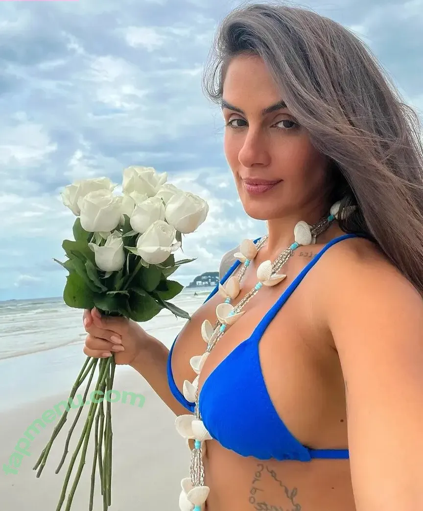 Carol Peixinho nude photo #0021 (carolpeixinho)