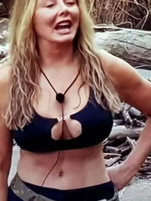 Carol Vorderman / carolvorders nude photo #1009