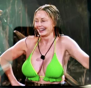 Carol Vorderman / carolvorders nude photo #1049