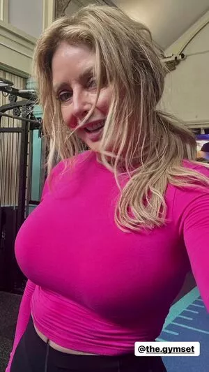 Carol Vorderman / carolvorders nude photo #1062