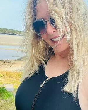 Carol Vorderman / carolvorders nude photo #1109