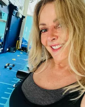 Carol Vorderman / carolvorders nude photo #1132