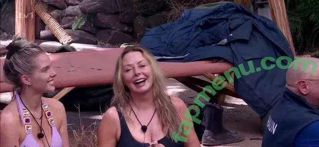 Carol Vorderman nude photo #1016 (carolvorders)