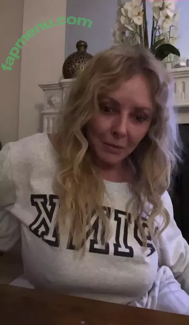 Carol Vorderman nude photo #1028 (carolvorders)