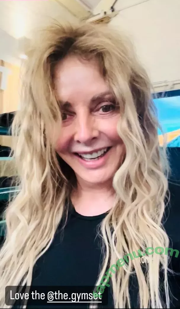 Carol Vorderman nude photo #1093 (carolvorders)