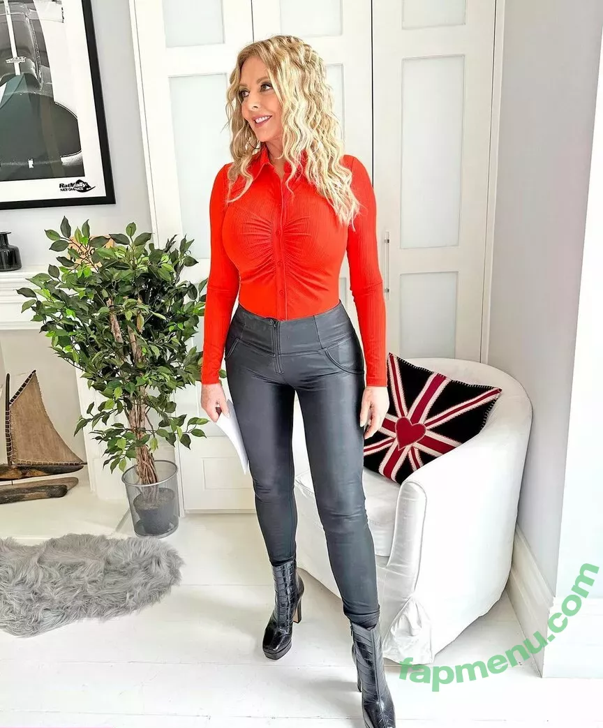 Carol Vorderman nude photo #1113 (carolvorders)