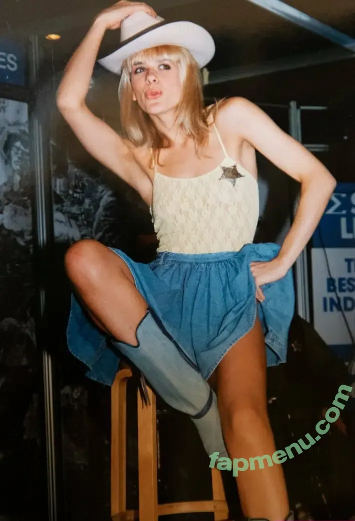Carole Smillie nude photo #0074 (Carol Smiley / carolsmillieofficial)