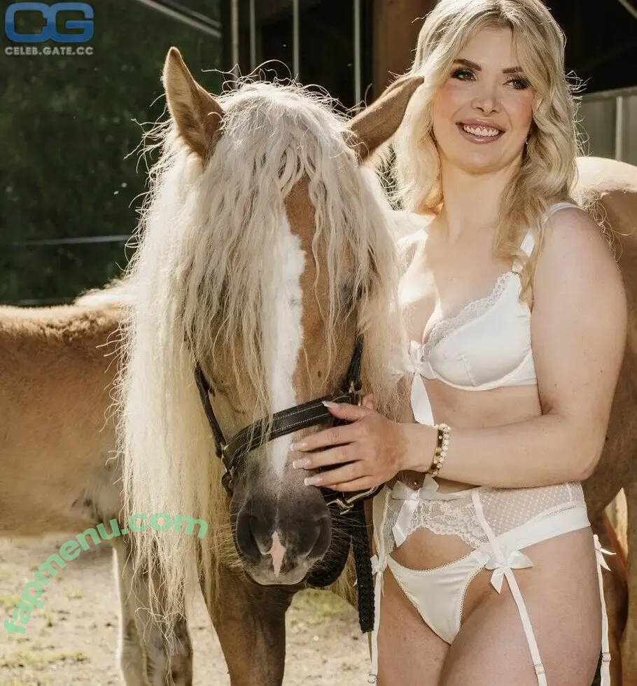 Carolin Gross nude photo #0034 (caroline__gross)