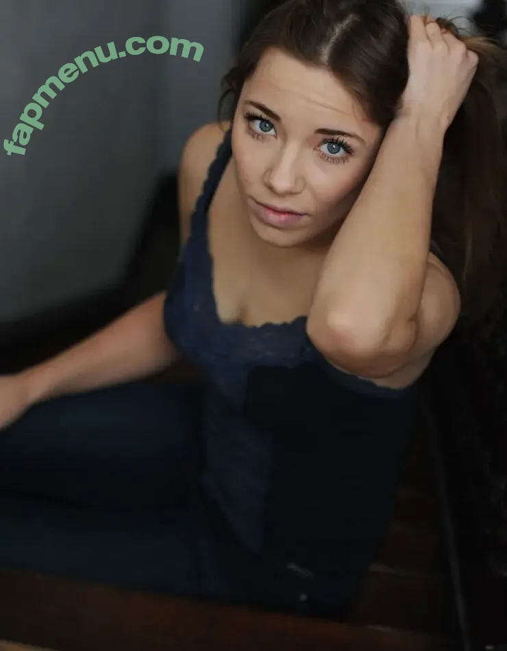 Carolin von der Groeben nude photo #0040 (carolinvondergroeben)
